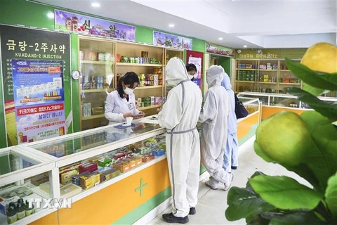 Một hiệu thuốc ở Bình Nhưỡng, Triều Tiên, ngày 16/5/2022. (Ảnh: Kyodo/TTXVN) 