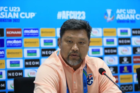 Huấn luyện viên U23 Thái Lan Worrawoot Srimaka. 