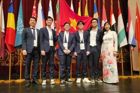 Việt Nam giành 1 HCB, 3 HCĐ tại Olympic Sinh học quốc tế năm 2022
