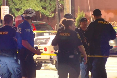 Một cảnh sát đã bắn 1 đối tượng nổ súng và đối tượng này đã chạy khỏi hiện trường. (Nguồn: local12.com) 