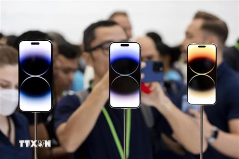 Mẫu iPhone mới 14 Pro và iPhone14 Pro Max, được giới thiệu tại sự kiện của hãng Apple ở Cupertino, California, Mỹ, ngày 7/9/2022. (Ảnh: AFP/TTXVN) 