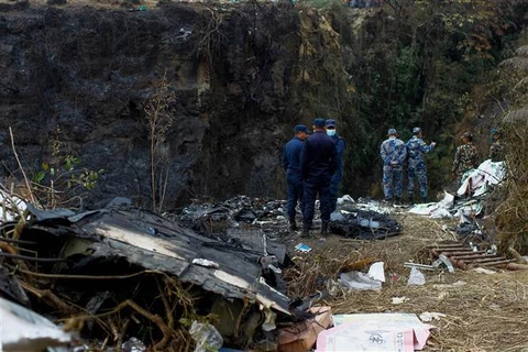 Video ghi lại khoảnh khắc cuối trên chiếc máy bay ATR bị rơi ở Nepal