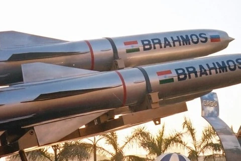 Tên lửa BrahMos có khả năng di chuyển với tốc độ 2,8 Mach, gần gấp 3 lần tốc độ âm thanh. (Nguồn: Brahmos)