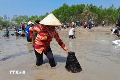[Photo] Đặc sắc lễ Phá Bàu của dân tộc Khmer tại Bình Phước