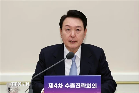 Tổng thống Hàn Quốc Yoon Suk-yeol phát biểu tại cuộc họp ở Seoul. (Ảnh: YONHAP/TTXVN)