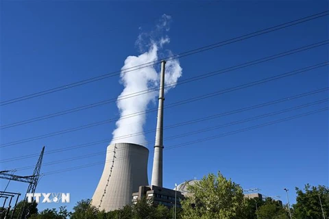 Nhà máy điện hạt nhân Isar ở Essenbach, Đức ngày 4/8/2022. (Ảnh: AFP/TTXVN)