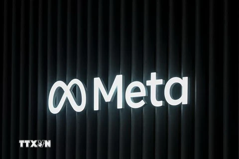 Biểu tượng Meta tại Diễn đàn Kinh tế Thế giới ở Davos, Thụy Sĩ ngày 22/5/2022. (Ảnh: AFP/TTXVN)
