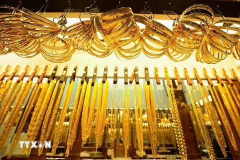 Cửa hàng vàng ở Los Angeles, California, Mỹ. (Ảnh: AFP/TTXVN)