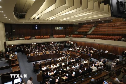 Toàn cảnh phiên họp Quốc hội Israel tại Jerusalem ngày 24/7/2023. (Ảnh: AFP/TTXVN)