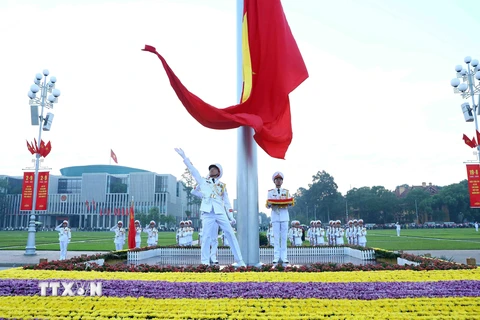 Lễ Thượng cờ trên Quảng trường Ba Đình trong những ngày Thu lịch sử