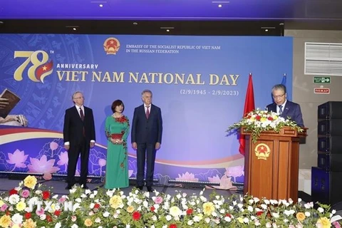 Đại sứ Việt Nam tại Liên bang Nga Đặng Minh Khôi phát biểu. (Ảnh: Quang Vinh/TTXVN)