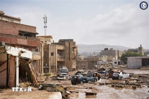 Cảnh đổ nát sau bão Daniel tại thành phố Derna, Libya ngày 11/9/2023. (Ảnh: THX/TTXVN)