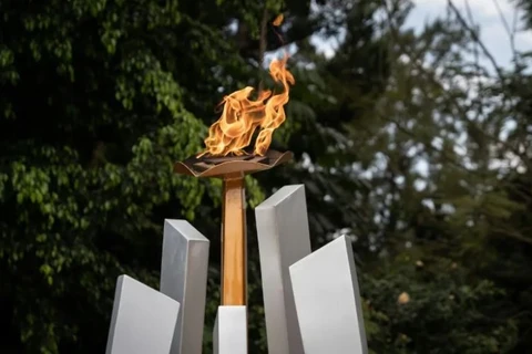 Ngọn lửa hy vọng tại Đài tưởng niệm Gisozi, một trong bốn địa điểm tưởng nhớ các nạn nhân của nạn diệt chủng năm 1994 ở Rwanda đã được thêm vào danh sách Di sản Thế giới của UNESCO. (Nguồn: Yahoo)