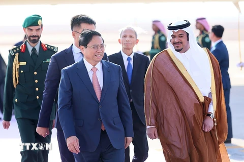 [Photo] Lễ đón Thủ tướng Phạm Minh Chính tại thành phố Riyadh