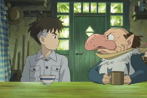 Bộ phim hoạt hình giả tưởng "The Boy and the Heron" đánh dấu sự trở lại màn ảnh rộng của nhà làm phim huyền thoại Hayao Miyazaki (nay đã 82 tuổi) sau hơn 10 năm "ở ẩn." (Nguồn: Deadline)