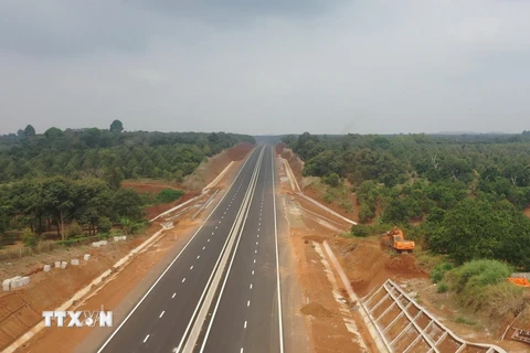 Cao tốc Phan Thiết-Dầu Giây. (Ảnh: Công Phong/TTXVN)