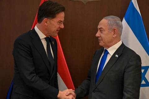 Thủ tướng Israel Benjamin Netanyahu (phải) và người đồng cấp Hà Lan Mark Rutte. (Nguồn: GPO)