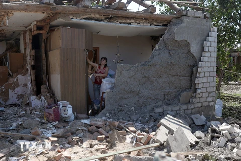 Ngôi nhà bị phá hủy do xung đột tại Kramatorsk, Ukraine, ngày 14/6/2023. (Ảnh: AFP/TTXVN)