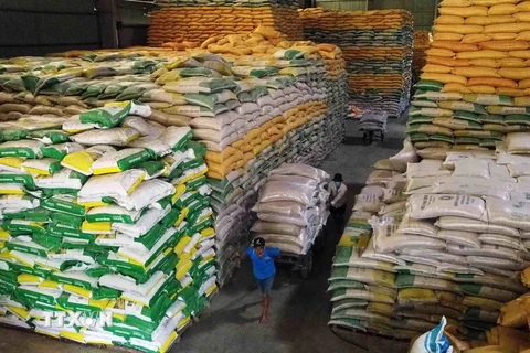 Giá gạo xuất khẩu duy trì ổn định. (Ảnh: Vũ Sinh/TTXVN)