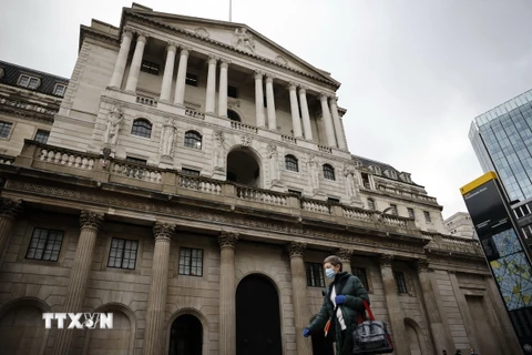 Trụ sở Ngân hàng Trung ương Anh ở London. (Ảnh: AFP/TTXVN)