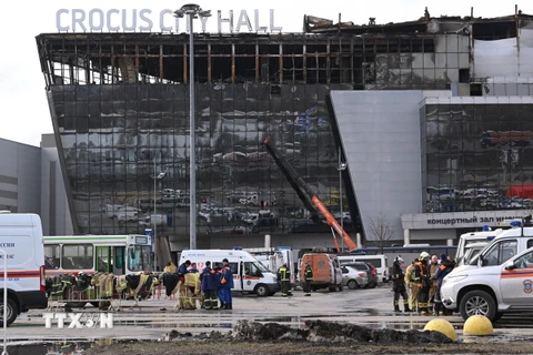 Hiện trường vụ tấn công nhà hát Crocus City Hall ở Moskva, Nga, ngày 26/3/2024. (Ảnh: AFP/TTXVN)