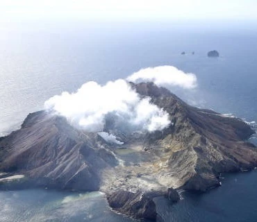 Núi lửa White Island "thức giấc"