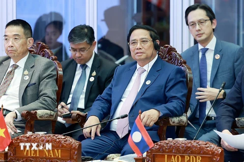 Thủ tướng tham dự Phiên đối thoại với đại diện Thanh niên ASEAN