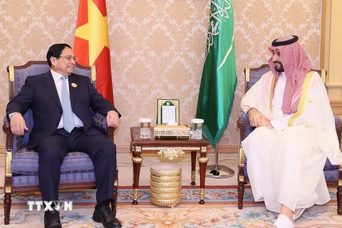 Sáng 20/10/2023, tại thành phố Riyadh, Saudi Arabia, Thủ tướng Phạm Minh Chính gặp Thủ tướng, Thái tử Saudi Arabia Mohammad bin Salman. (Ảnh: Dương Giang/TTXVN)