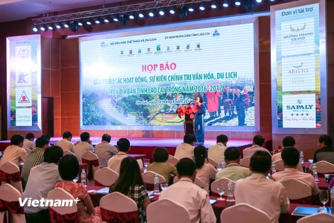 ào Cai hướng tới năm Du lịch Quốc gia 2017 bằng hình ảnh thân thiện và phát triển bền vững. (Ảnh: PV/Vietnam+)