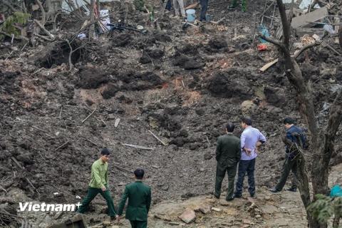 Hiện trường nơi xảy ra vụ nổ. (Ảnh: Minh Sơn/Vietnam+)