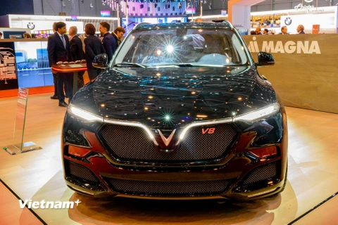 Tại triển lãm ô tô Geneva Motor Show 2019 (Thụy Sĩ), VinFast đã bất ngờ giới thiệu mẫu xe SUV Lux phiên bản đặc biệt đầu tiên. (Nguồn: VinFast)