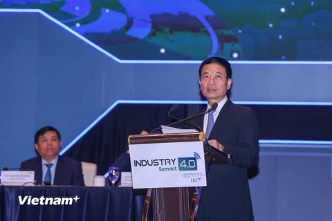 Bộ trưởng Nguyễn Mạnh Hùng cho rằng chuyển đổi số cần sự dẫn dắt của Chính phủ. (Ảnh: Minh Sơn/Vietnam+)