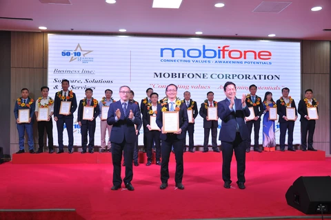 MobiFone vinh dự được bình chọn là một trong 50 doanh nghiệp công nghệ thông tin hàng đầu 2019. (Ảnh: Mobifone)