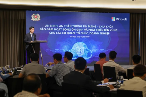 Ông Phạm Thế Trường, Tổng Giám đốc Microsoft Việt Nam phát biểu tại hội thảo. (Ảnh: Minh Sơn/Vietnam+)