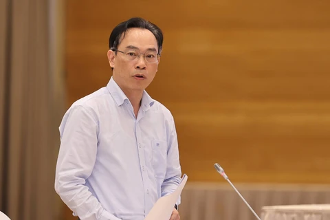 Thứ trưởng Hoàng Minh Sơn nói về lộ trình tăng học phí. (Ảnh: PV/Vietnam+)