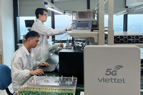 Viettel chính thức triển khai thành công hệ thống tổng đài thoại cho mạng 4G/5G. (Ảnh: Viettel High Tech)