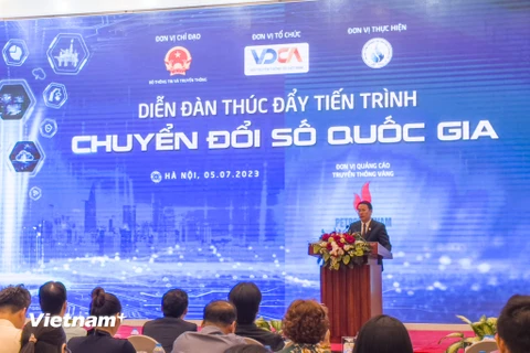 Ông Vũ Kiêm Văn – Phó Chủ tịch kiêm Tổng Thư ký VDCA phát biểu khai mạc sự kiện. (Ảnh: Minh Sơn/Vietnam+)