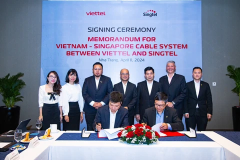 Lễ ký kết Viettel và Singtel. (Ảnh: Viettel)