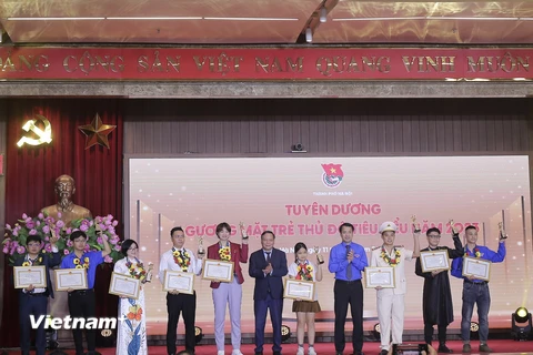 Sáng 11/5, Đoàn thanh niên toàn thành phố đã tổ chức Ngày hội Thanh niên Thủ đô với 1 điểm tại trụ sở Thành ủy Hà Nội và 578 điểm cầu cấp xã. (Ảnh: Diễm Hằng/Vietnam+)
