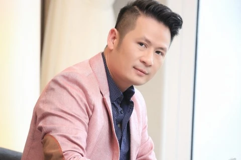Bằng Kiều chính thức trở thành giám khảo thứ 4 của Vietnam Idol 2015