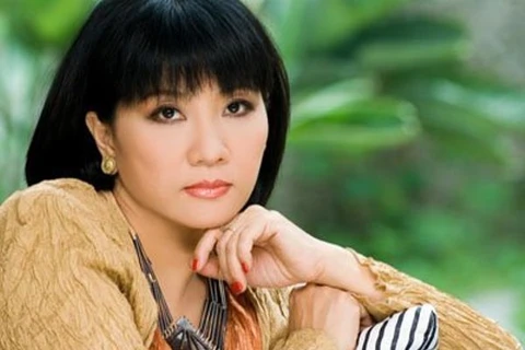 Nghệ sỹ Cẩm Vân tái ngộ khán giả Hà Nội sau nhiều năm. (Ảnh: BTC) 
