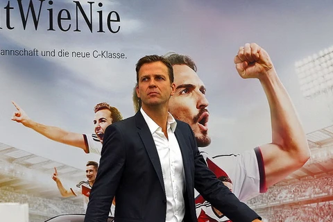 Oliver Bierhoff: Làm tiền đạo ở trận gặp Gibraltar là điều hạnh phúc