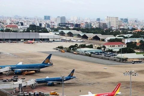 Sân bay Tân Sơn Nhất (Ảnh; TTXVN)