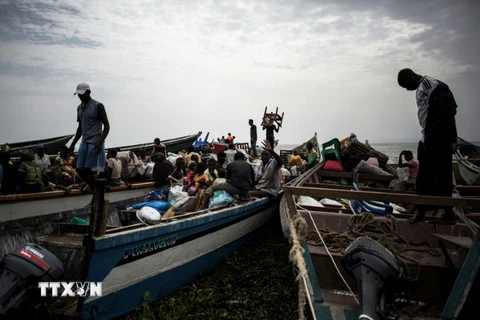 Tai nạn lật thuyền tại CHDC Congo đã khiến ít nhất 40 người thiệt mạng. (Nguồn: Capital News)