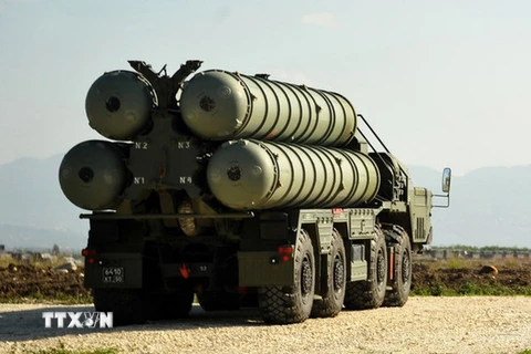 Tổng thống Nga chỉ đạo sản xuất hàng loạt hệ thống tên lửa S-500. (Nguồn: RT)