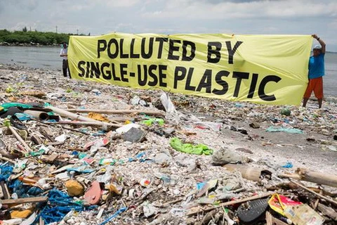 EU đề xuất cấm các sản phẩm nhựa dùng một lần. (Nguồn: DW)
