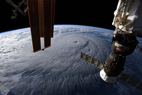 Cơn bão Lane nhìn từ không gian. (Nguồn: CBS News)