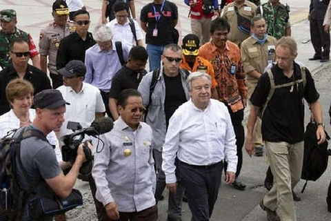 Ông Guterres tại khu vực bị thiên tai ở Indonesia. (Nguồn: Rpp)