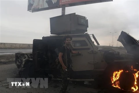 Phiến quân Houthi tại khu vực Hodeidah, Yemen. (Ảnh: AFP/ TTXVN)