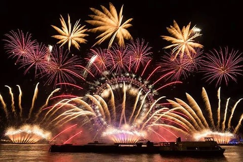 Quang cảnh bắn pháo hoa mừng năm mới trên toàn thế giới. (Nguồn 